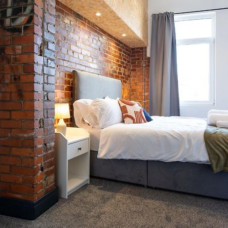 The Kingsway- 2 Bedroom Central Swansea Apartments By Stayright Eksteriør billede
