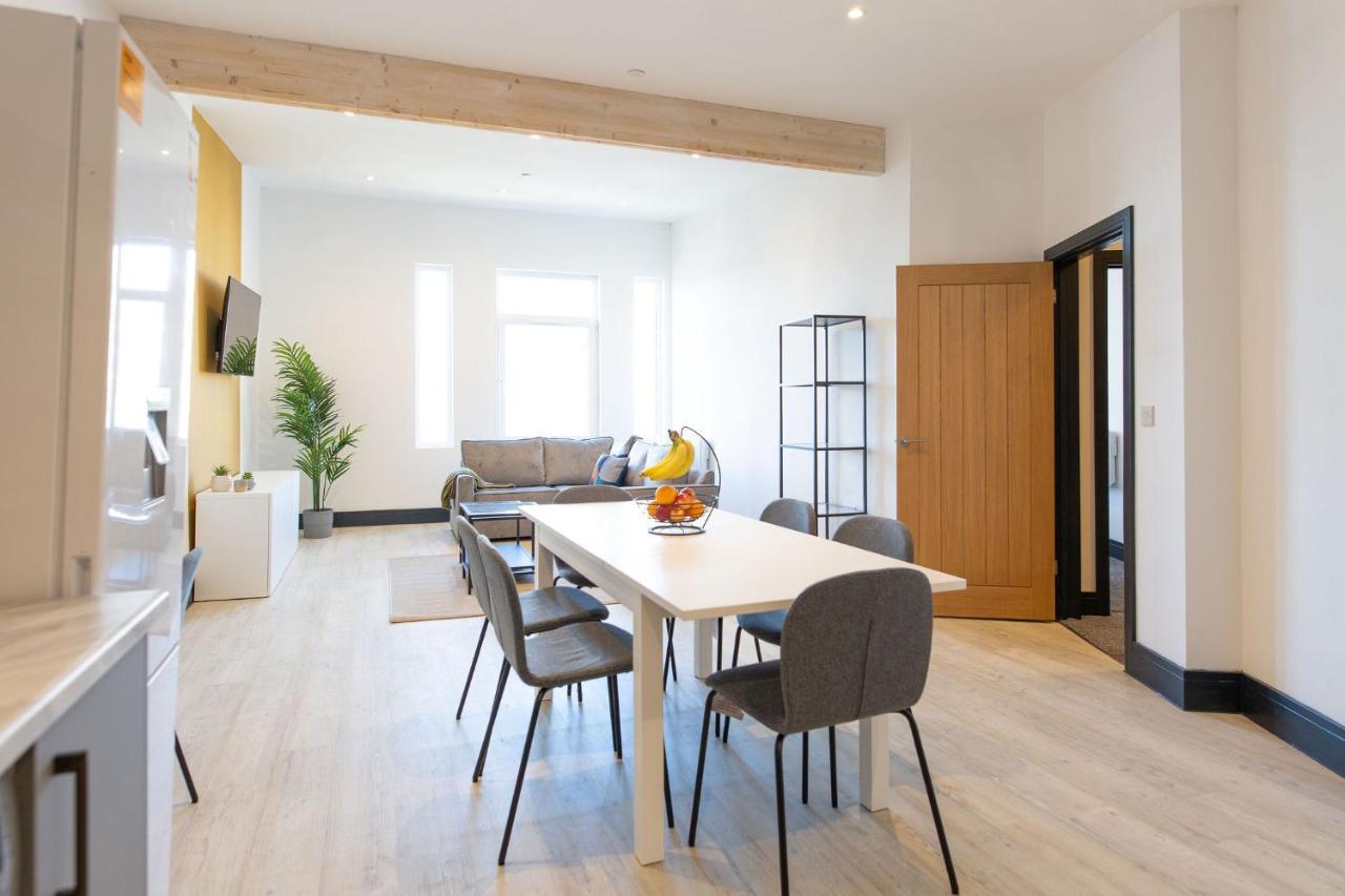 The Kingsway- 2 Bedroom Central Swansea Apartments By Stayright Eksteriør billede
