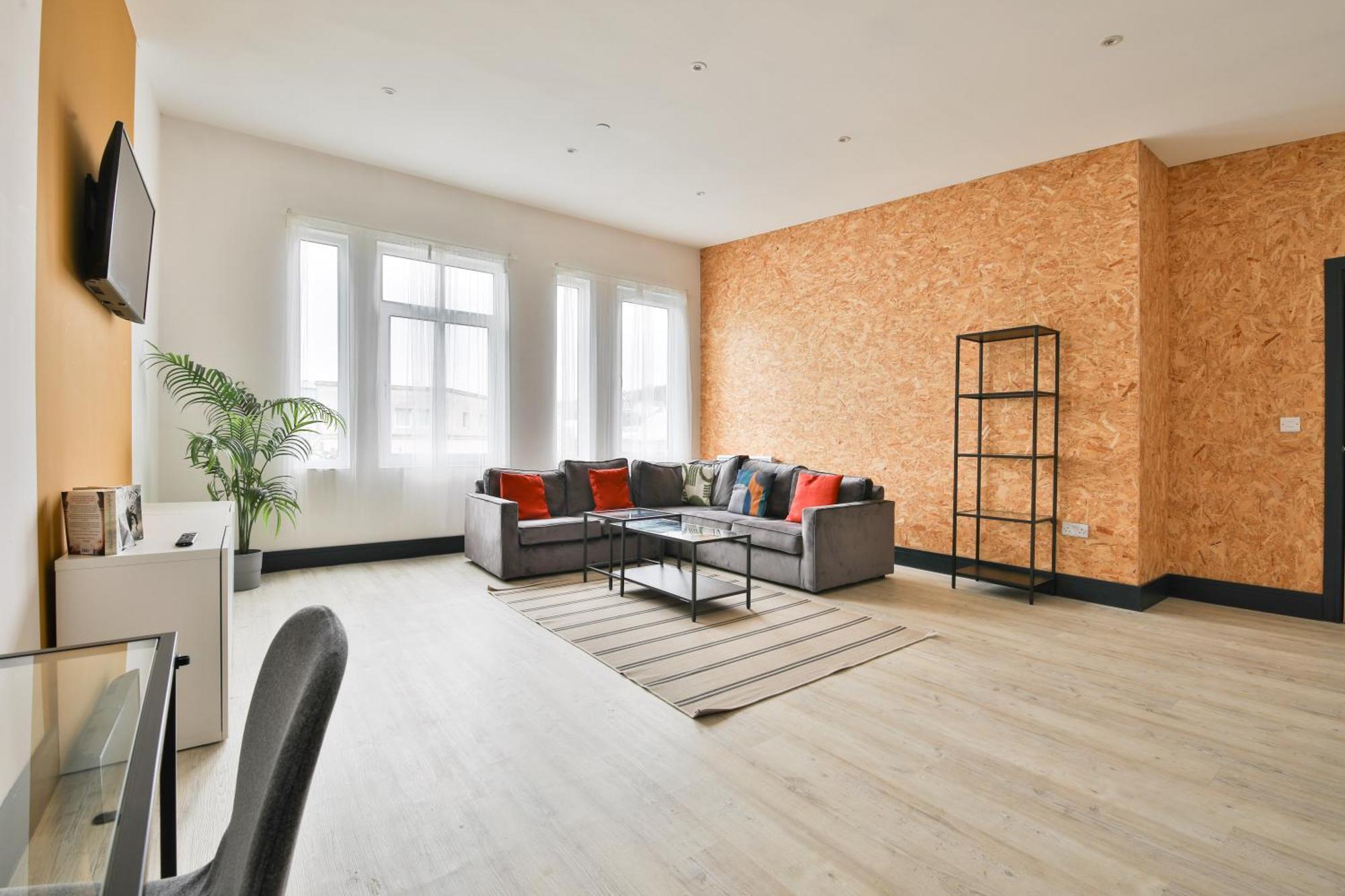 The Kingsway- 2 Bedroom Central Swansea Apartments By Stayright Eksteriør billede