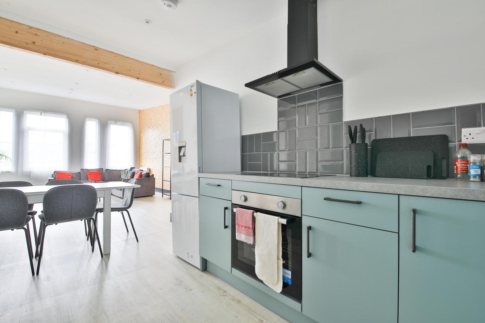 The Kingsway- 2 Bedroom Central Swansea Apartments By Stayright Eksteriør billede