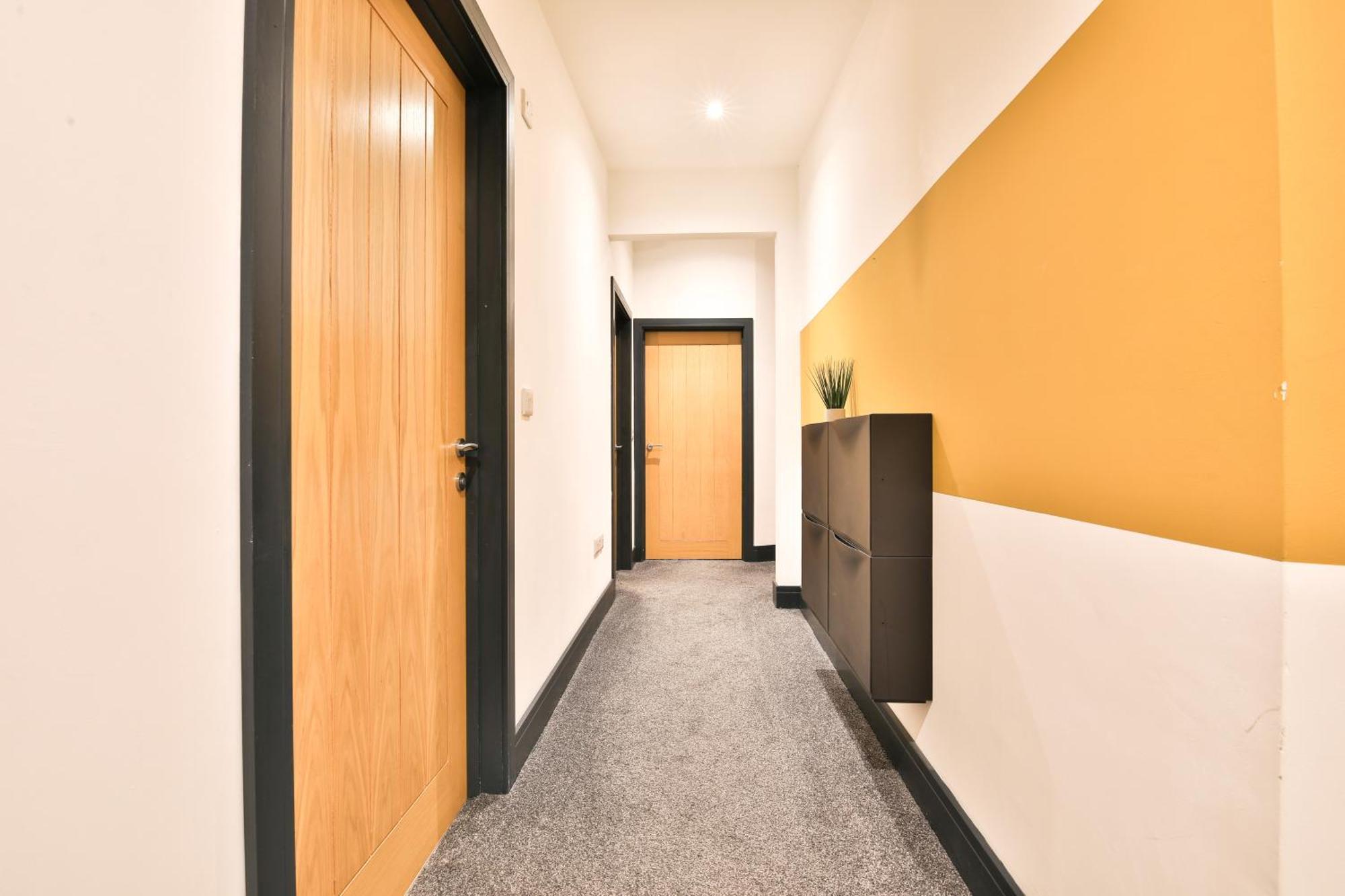 The Kingsway- 2 Bedroom Central Swansea Apartments By Stayright Eksteriør billede