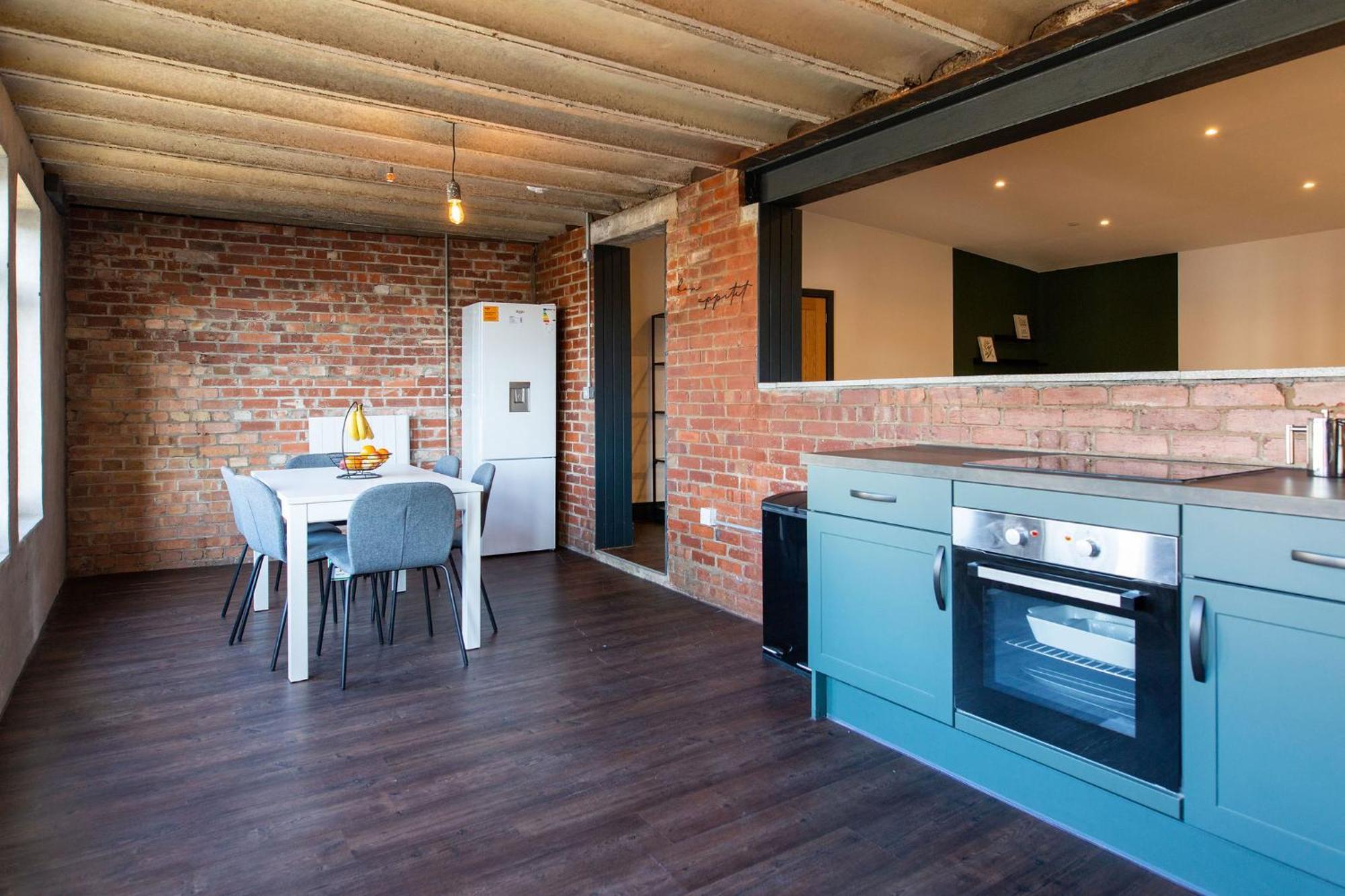 The Kingsway- 2 Bedroom Central Swansea Apartments By Stayright Eksteriør billede